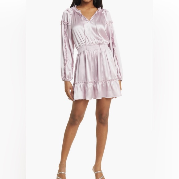 All in Favor Dresses & Skirts - NWT All in Favor long sleeved satin dress in lilac- S or L